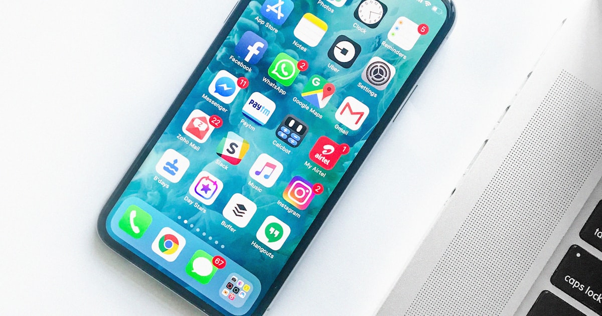 中古iPhoneの売値・買取価格はどう決まる？相場の見方と損しないコツ